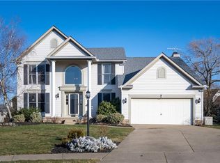 617 Tresham Ct, Akron, OH 44321