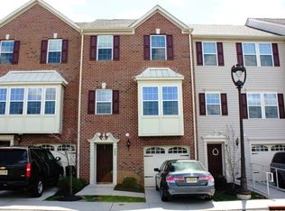 202 Zilinski Dr, Belford, NJ 07718