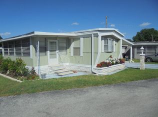 143 Oakhill View Dr, Valrico, FL 33594