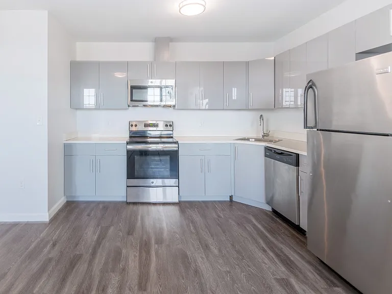 1505 Commonwealth Ave — Photo 42