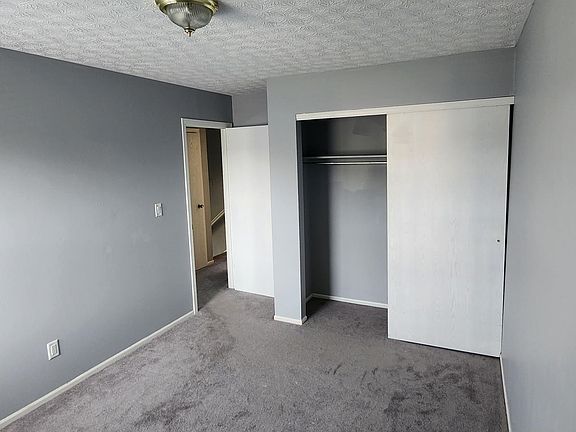 5th image of 7164 Feather Ct #7164