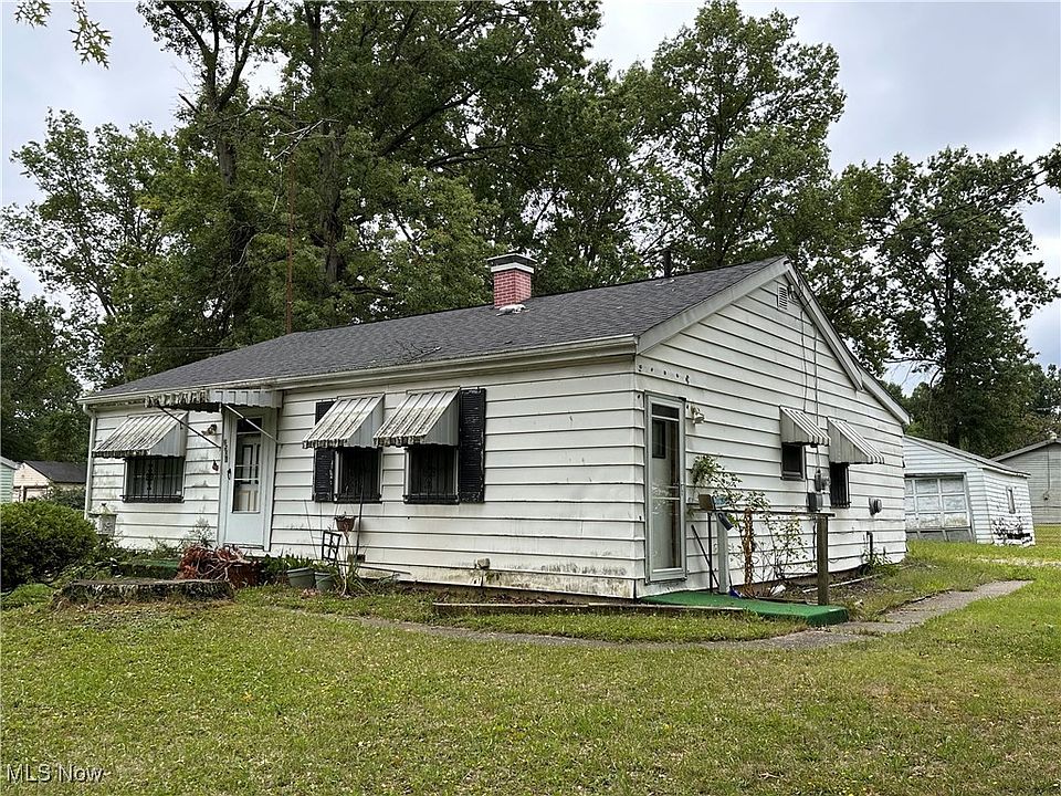 1st image of 2501 Kenwood Dr SW