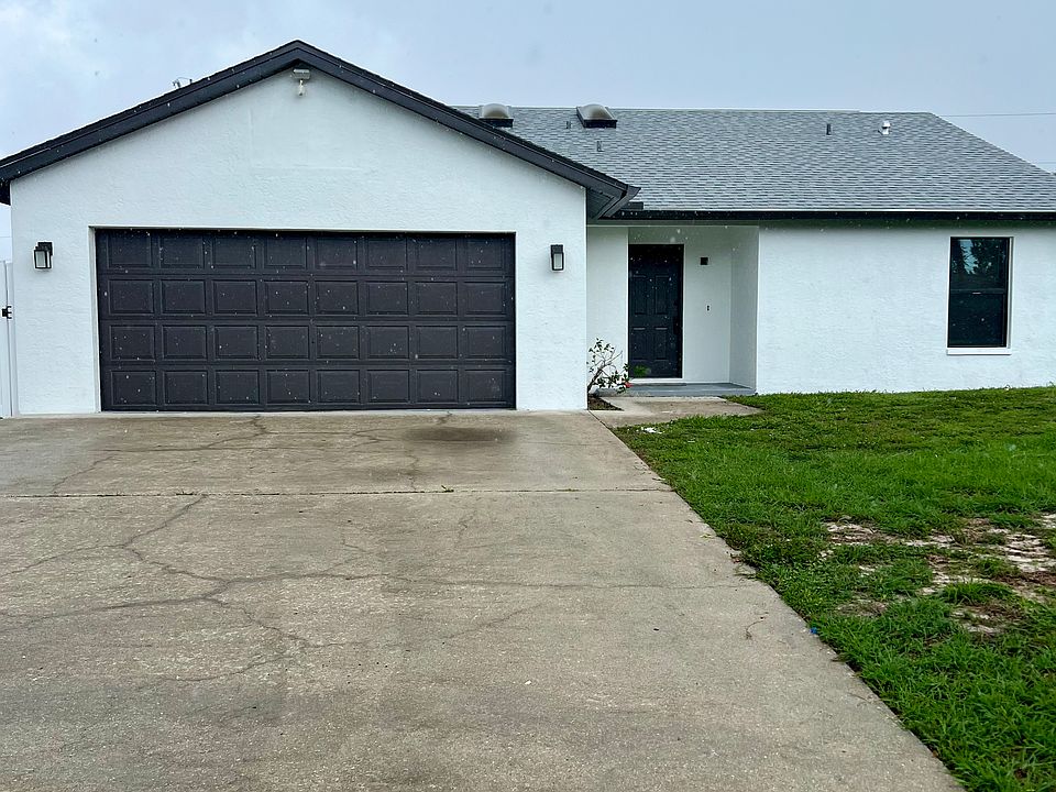 1st image of 135 SE 30th St