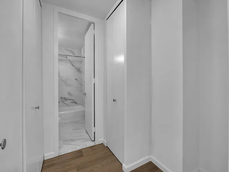 343 E 30th St #16F — Photo 10