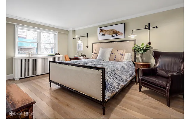 Sold by Douglas Elliman | media 13