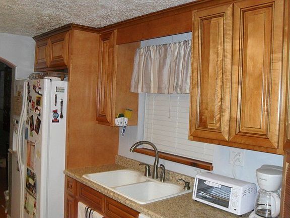 Newly Remodeled Kitchen