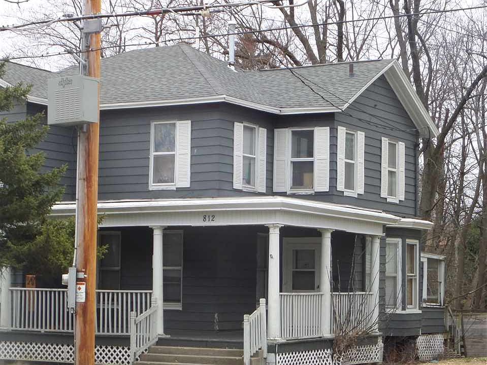 1st image of 812 E Court St