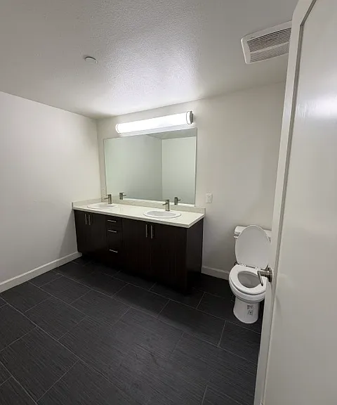 12203 Moorpark St Studio City CA 91604 — Photo 8