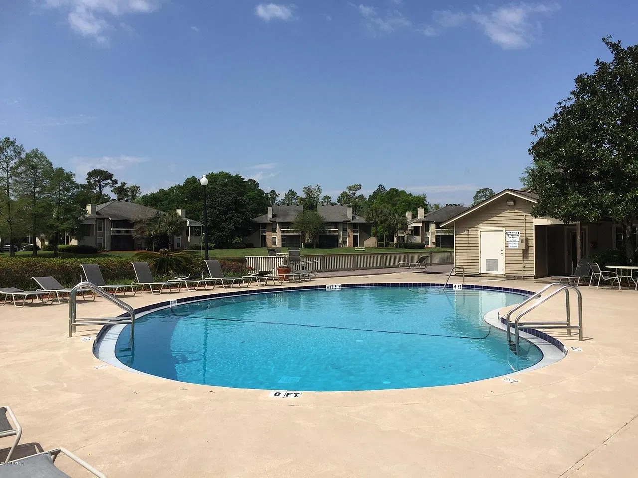 2 bed, 1070 sqft, $1,395 — Photo 2
