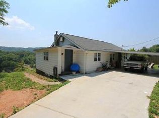285 McKinney St, Blue Ridge, GA 30513