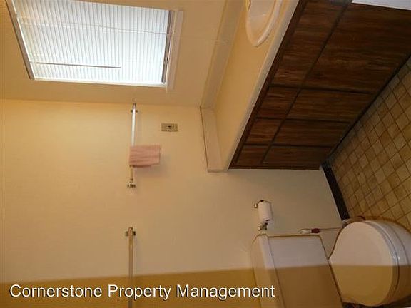 2nd image of 18 Castlecrest Dr