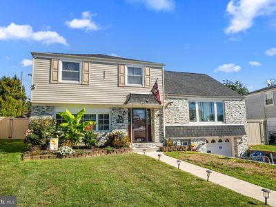 807 Larkspur St, Philadelphia, PA, 19116