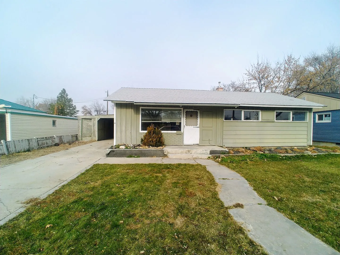 Cottage-Style Home in Quiet Caldwell Neighborhood — Photo 1