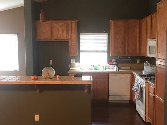 2nd image of 624 Silveira Ct
