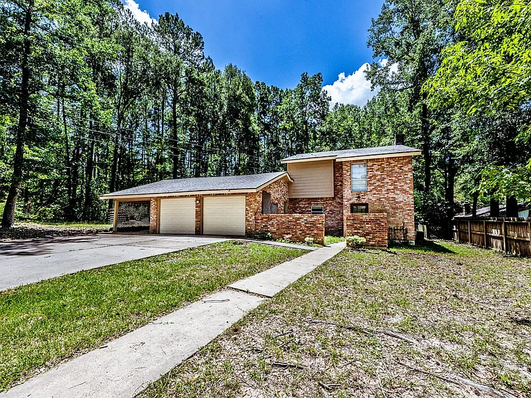 401 Woodmont Dr — Photo 36