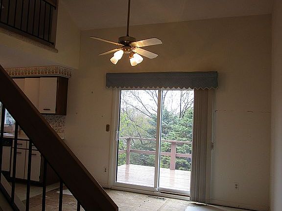 5th image of 20 Lower Hill Ln