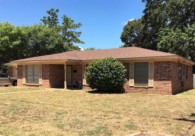 1st image of 101 Oakhurst Dr