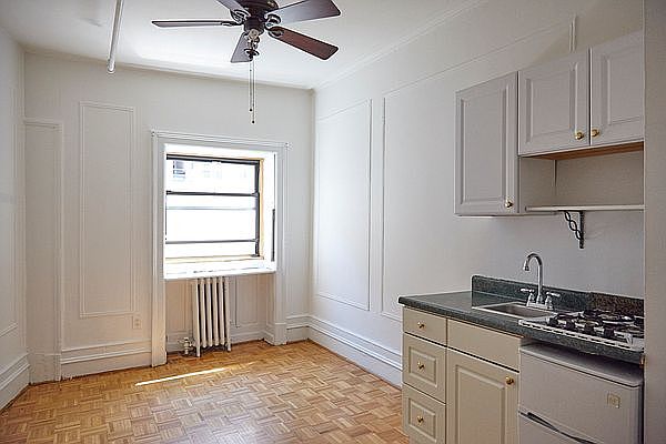 1st image of 319 W 76th St APT 15