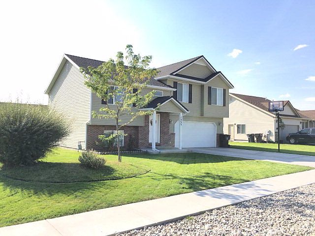 1st image of 1335 N Hammerstone Dr