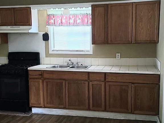4th image of 3415 Avenue C