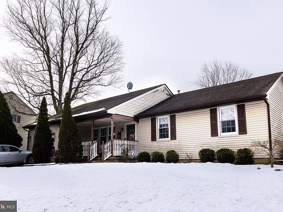 1st image of 139 Coopers Kill Rd