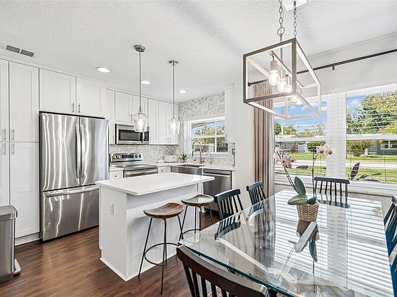 3rd image of 4618 W BAY COURT AVENUE