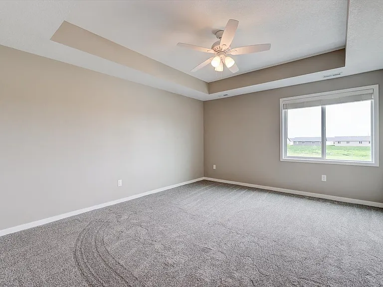 1121 Fifield Rd — Photo 11