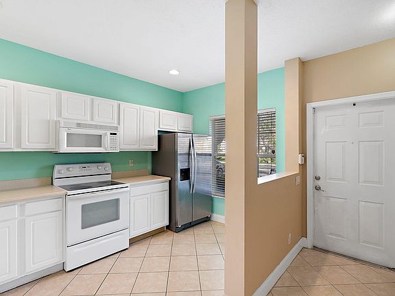 4th image of 4937 Palmbrooke Cir