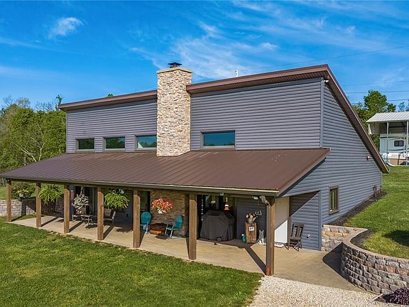 2nd image of 6180 Irish Ridge Rd SE