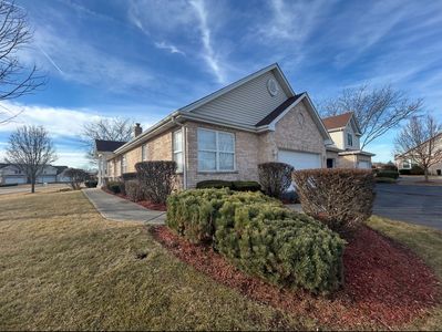 687 Schooner Dr, New Lenox, IL, 60451