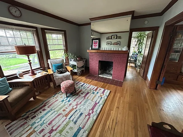 2634 Colchester Road - 2nd floor — Photo 4
