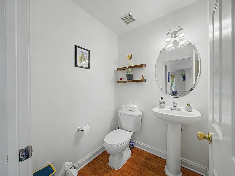 180 Blue Heron Dr #180 — Photo 13