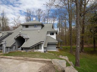 166 Village Cir #V-37, Killington, VT 05751