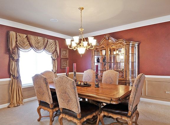 3rd image of 26113 W Oak Crest Ln