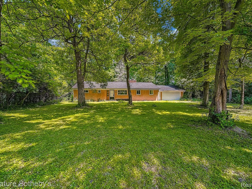 1st image of 28492 Shadylane Dr
