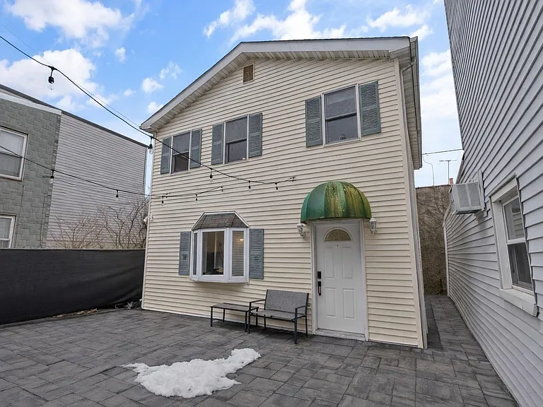515 44th St #REAR HOUSE — Photo 14