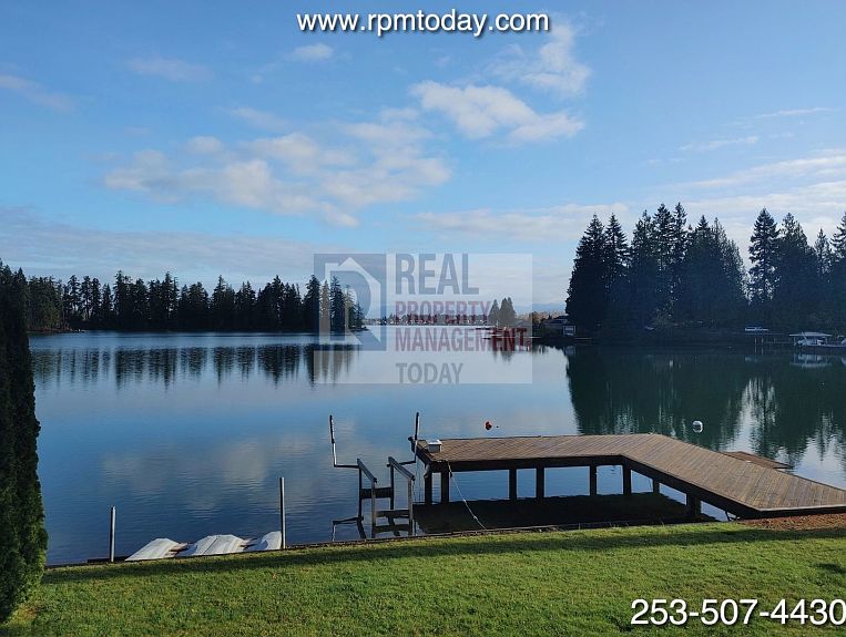 1st image of 4105 Lakeridge Dr E #Adu