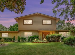 4153 Stoddard Rd, West Bloomfield, MI 48323