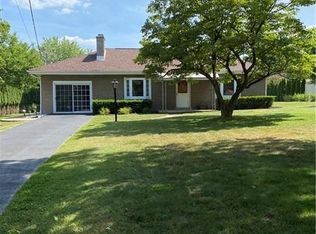 111 Oak Hill Dr, Valencia, PA 16059