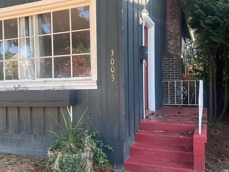 3005 N 13th St — Photo 2