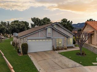 41820 Candlewood Dr, Cherry Valley, CA 92223