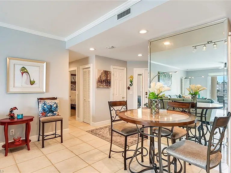 4530 Gulf Shore Blvd N #2-122 — Photo 35