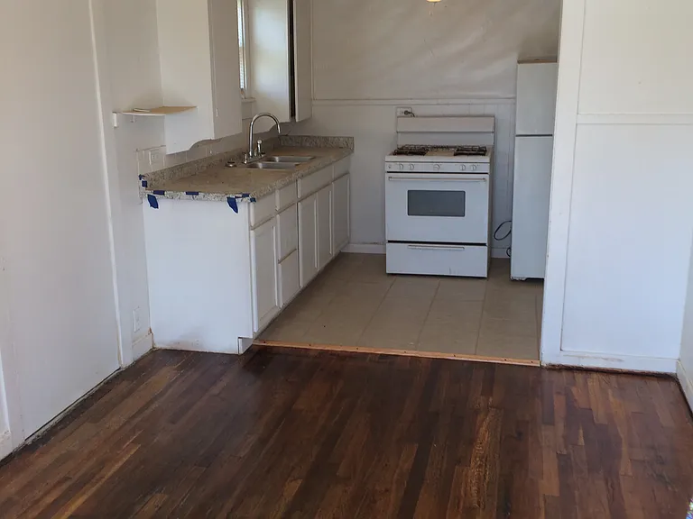 1332 S 9th St — Photo 5