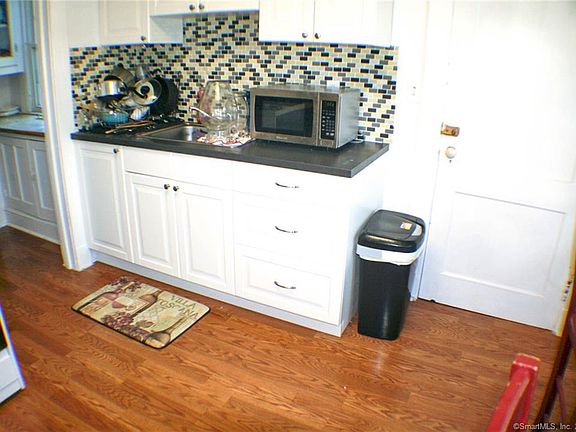 2nd image of 366 Yale Ave #2