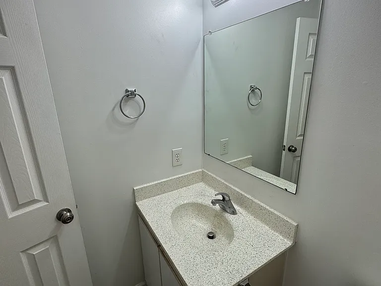 211 Mesa Ln — Photo 57
