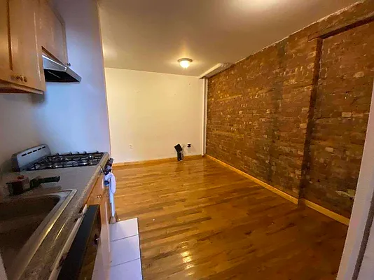Rented by Best Apartments North Inc | media 25