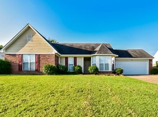 4061 Meadow Creek Dr, Horn Lake, MS 38637