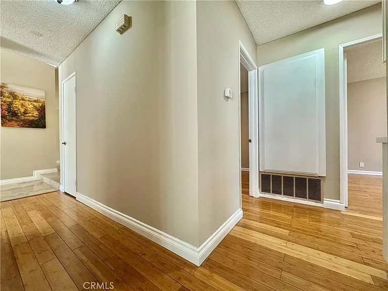 1421 Meadow Glen Rd — Photo 19