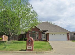 3908 Crestview Dr, Muskogee, OK 74403