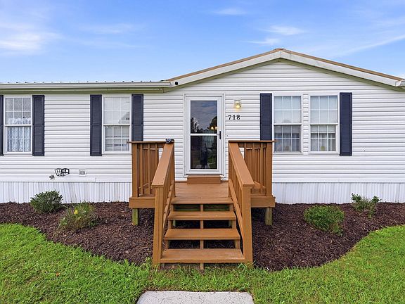 2nd image of 718 Libbys Ln.